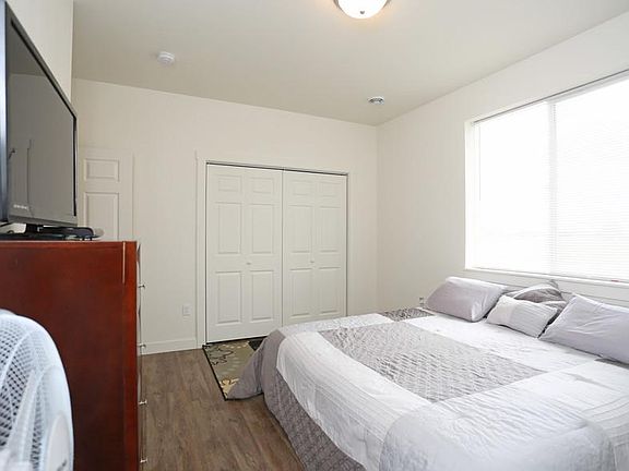 3rd image of 410 Grizz Ave #Aakj6fyt2