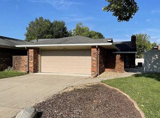 952 Shagbark Ct, Columbus, IN 47201