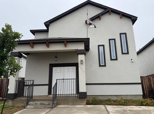 4207 Gavilan Dr, Laredo, TX 78046