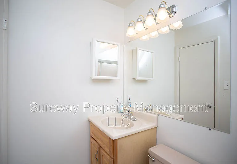 2147 Harbour Dr — Photo 27