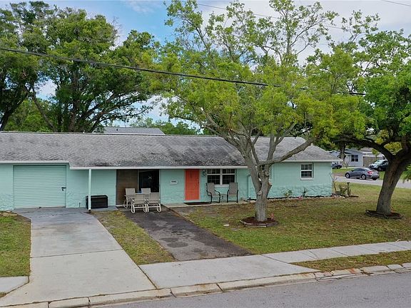 3rd image of 6565R 80th Ave N