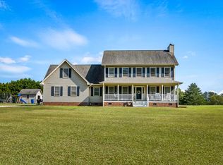 1204 Saddle Hill Rd, Greenwood, SC 29646