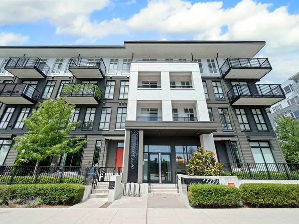 13933 Boulevard 201 #105, Surrey, BC V3T 0R6