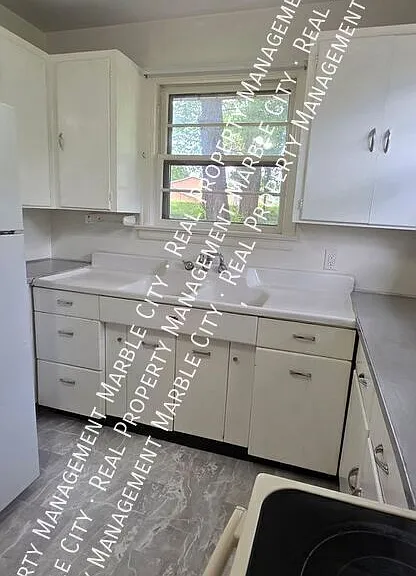 1812 Cedar Ln — Photo 13