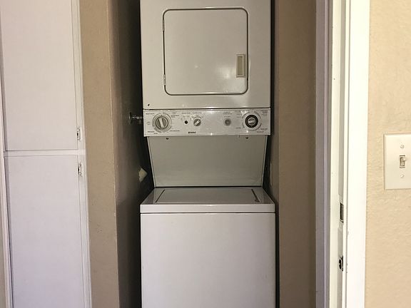 5th image of 301 Brookside Ln Unit D