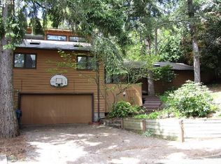 2594 Pierce St, Eugene, OR 97405