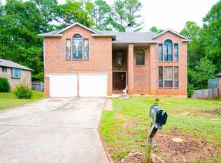 1960 Hunters Ridge Dr, Lawrenceville, GA 30044