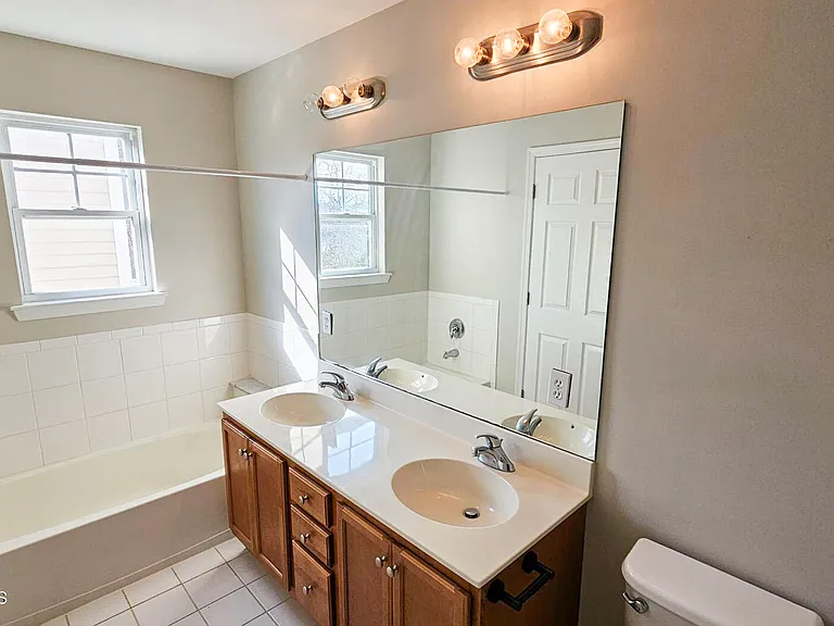 380 Radio Rd #A1 — Photo 41