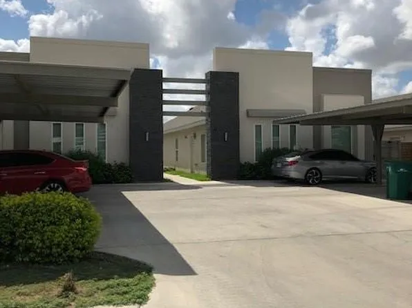 1711 W Garrison Dr, Pharr, TX 78577