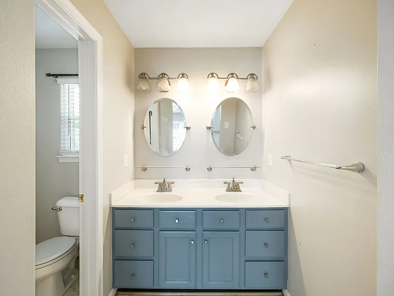 116 Hillside Ave — Photo 17