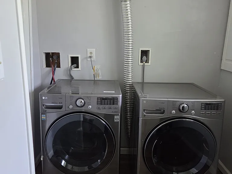 11803 Maren Ct — Photo 17