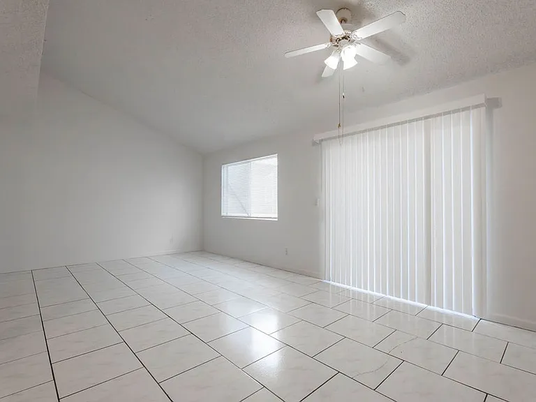 5198 Greene Ln — Photo 11