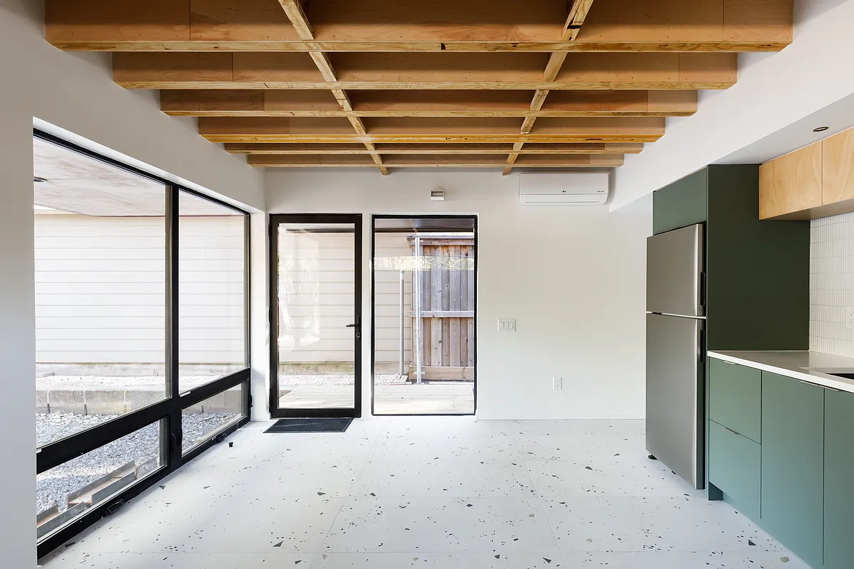 Building Photo - 11644 Colmar St