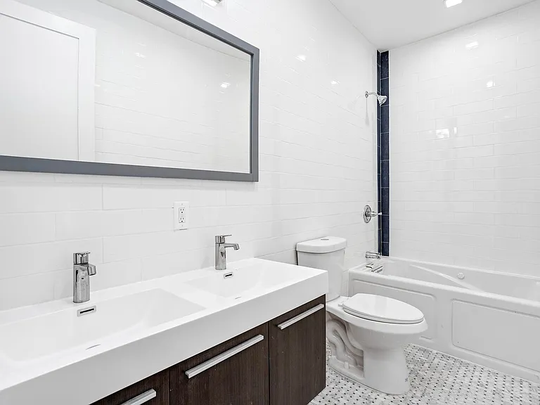 1253 Saint Marks Ave #1 — Photo 10