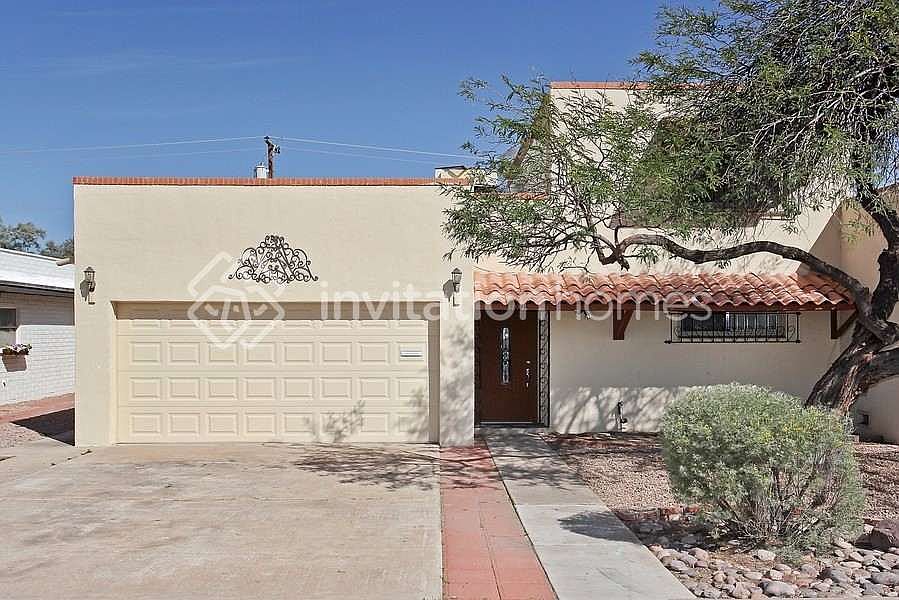 1st image of 3029 S Country Club Way