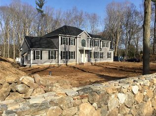 114 Nortontown Rd, Madison, CT 06443