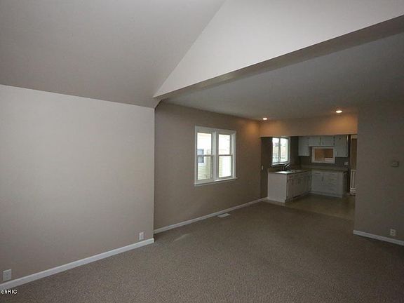 5th image of 542 Buist St SW