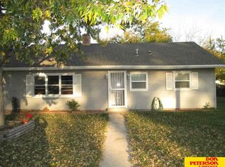 236 N Lincoln Ave, Fremont, NE 68025
