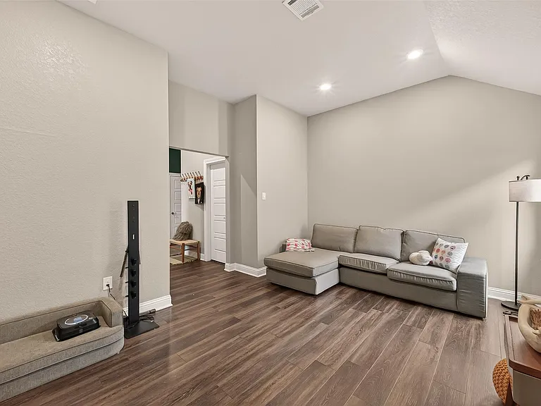 1643 Pickford Knolls Ln — Photo 19