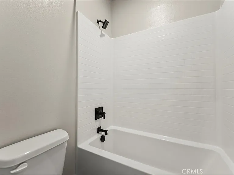 16717 Dara Ave — Photo 24