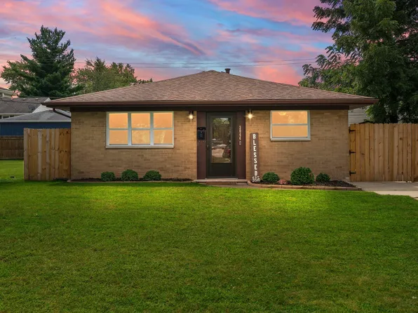 3044 Lois Pl, Highland, IN 46322