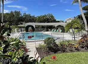 800 Golf Dr S #104