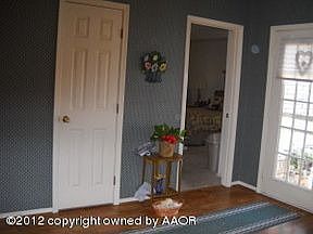 2nd image of 6703 Admiral Ct