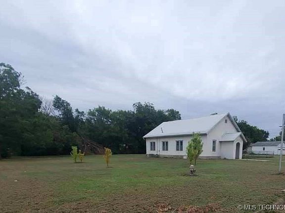 2nd image of 507 E Osage Ave