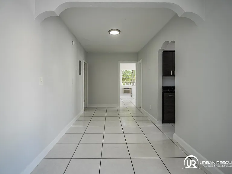7821 Carlyle Ave #1 — Photo 4