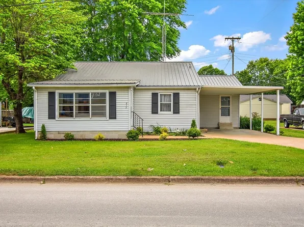 813 N Military Ave, Lawrenceburg, TN 38464