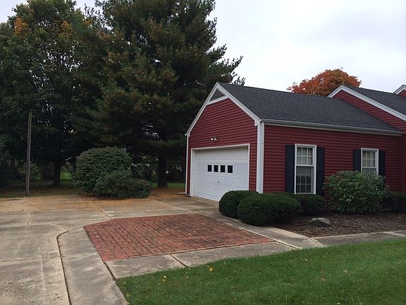 4th image of 530 E Cloverlane Dr