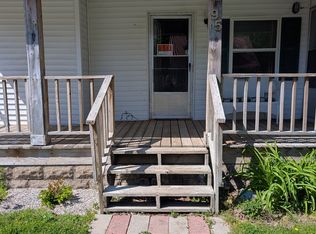 95 Main St, Saranac, MI 48881