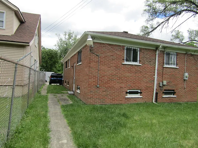 14939 Cruse St — Photo 4