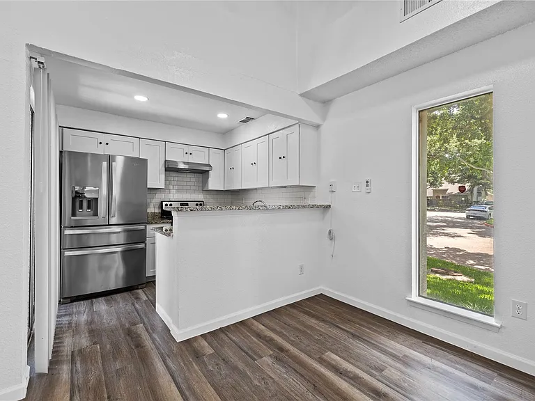 13002 Greenway Chase Ct — Photo 11