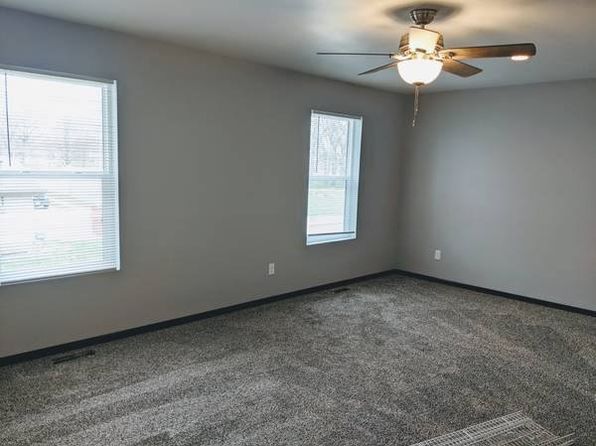 900 Eisenhower Rd #A