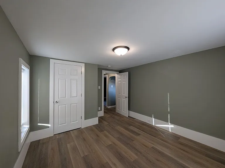 304 E Hill St — Photo 17