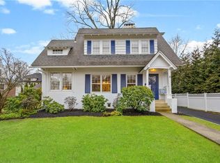 25 Stuyvesant Ave, Larchmont, NY