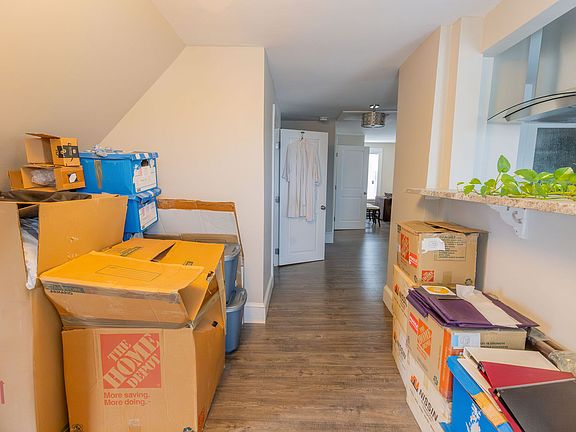 5th image of 20-22 Lafayette Rd #3