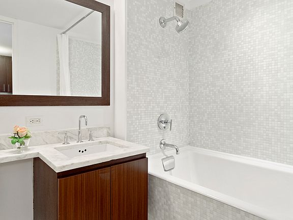 4th image of 350 W 53rd St APT 5E