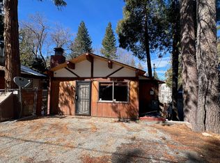 2380 Spruce Dr, Arrowbear Lake, CA 92382