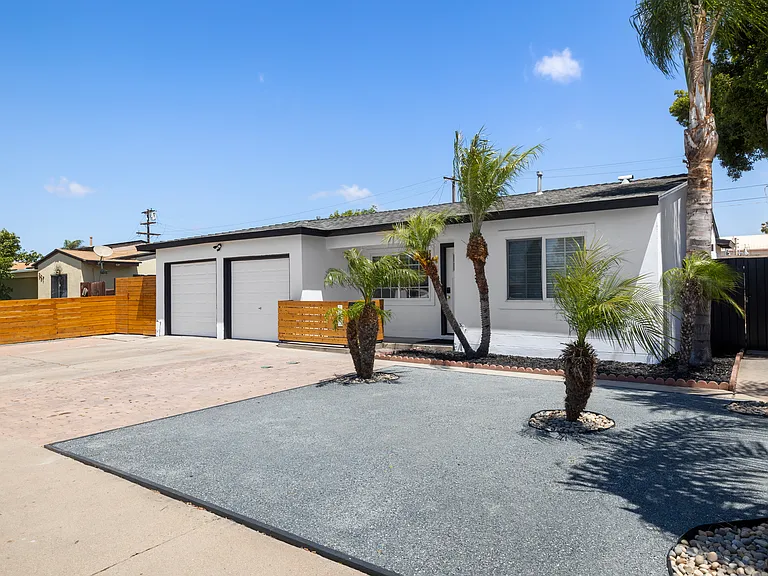 895 Riverlawn Ave #B — Photo 8