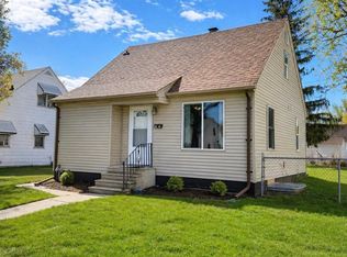 1712 Arlington Ave E, Saint Paul, MN 55106