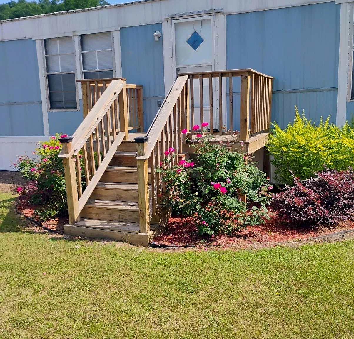 2 bed, $1,000 — Photo 1