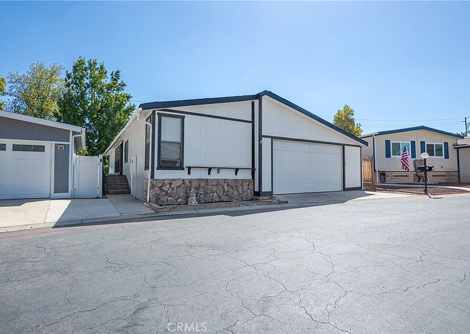 1st image of 1550 Rimpau Ave Space 185