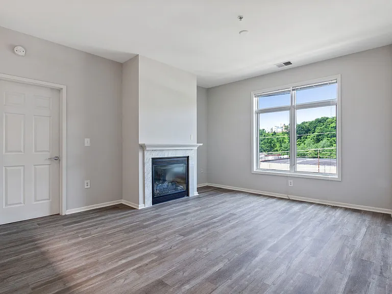 1000 Jefferson Street Apartments — Photo 41