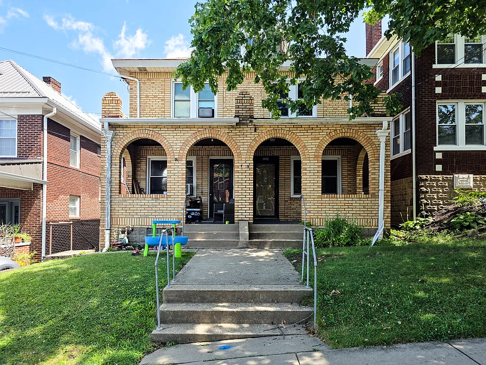 1432 Tolma Ave