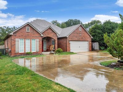 4003 S Rolling Oaks Dr, Tulsa, OK, 74107