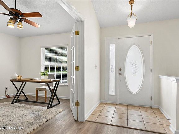 4th image of 1229 WOODCHURCH Lane