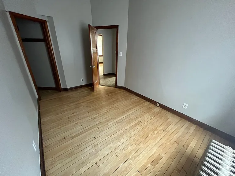 4575 S Packard Ave — Photo 14