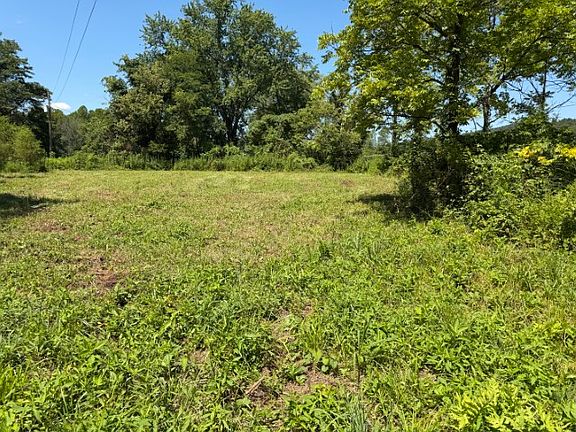 3rd image of Upper Twin Rd